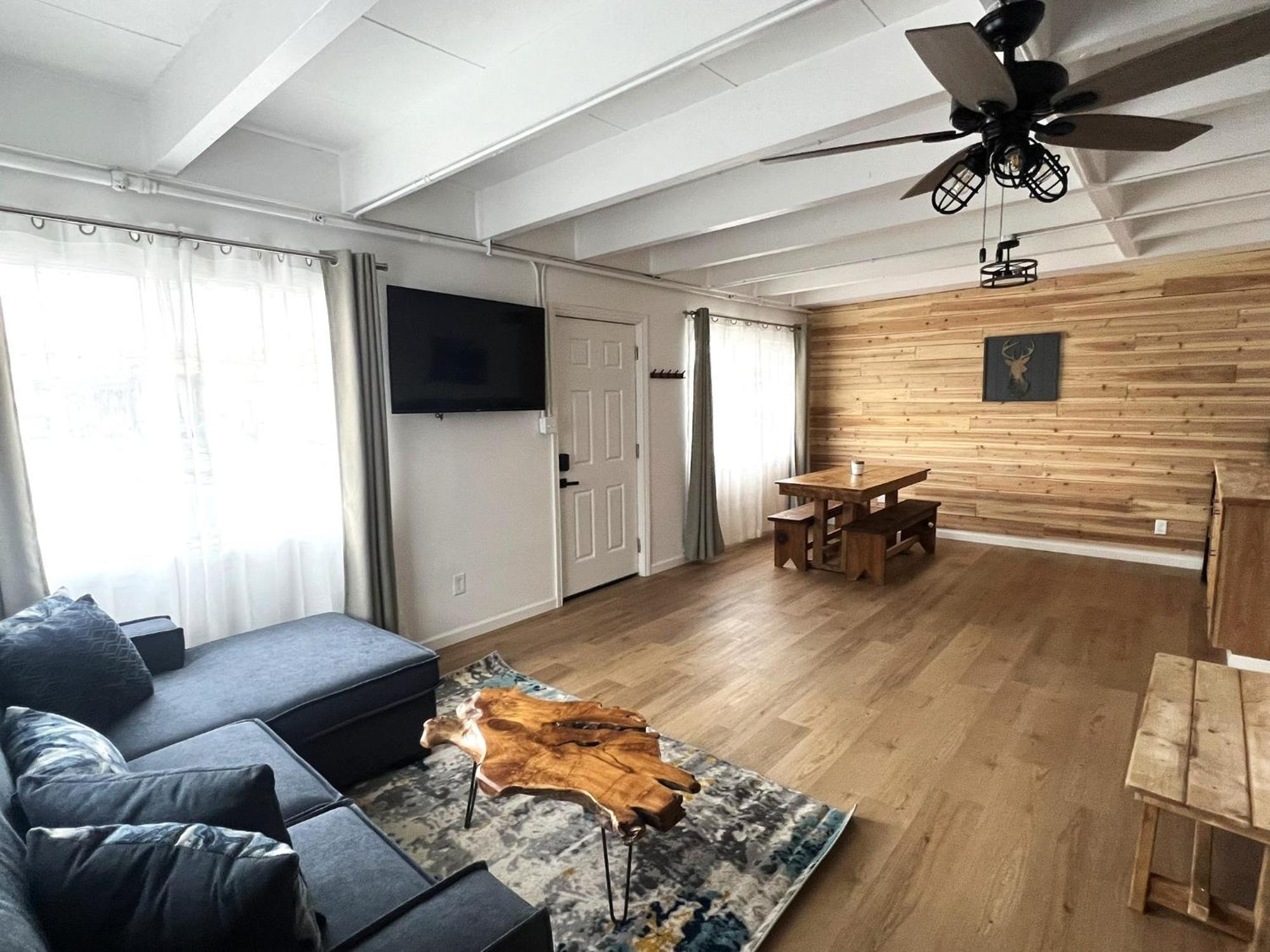 Wofford Village Studios Wofford Heights Eksteriør billede